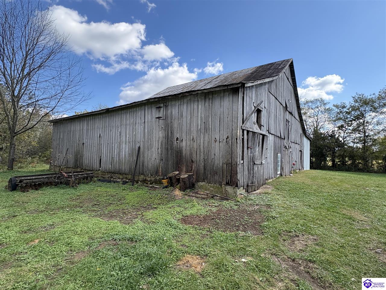 Listing Picture 108 Owl Creek Drive Vine Grove, KY 40175 MLS HK25004984