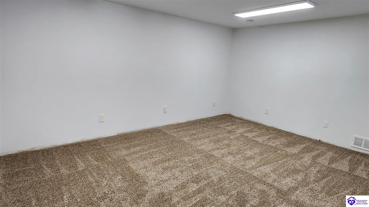 Listing Picture 3013 S Woodland Drive Radcliff, KY 40160 MLS HK25004992