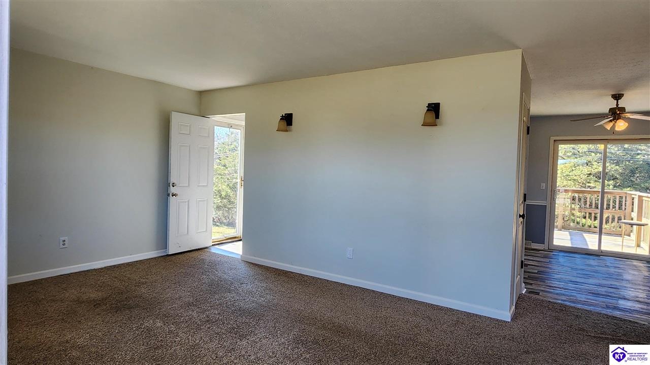 Listing Picture 3013 S Woodland Drive Radcliff, KY 40160 MLS HK25004992