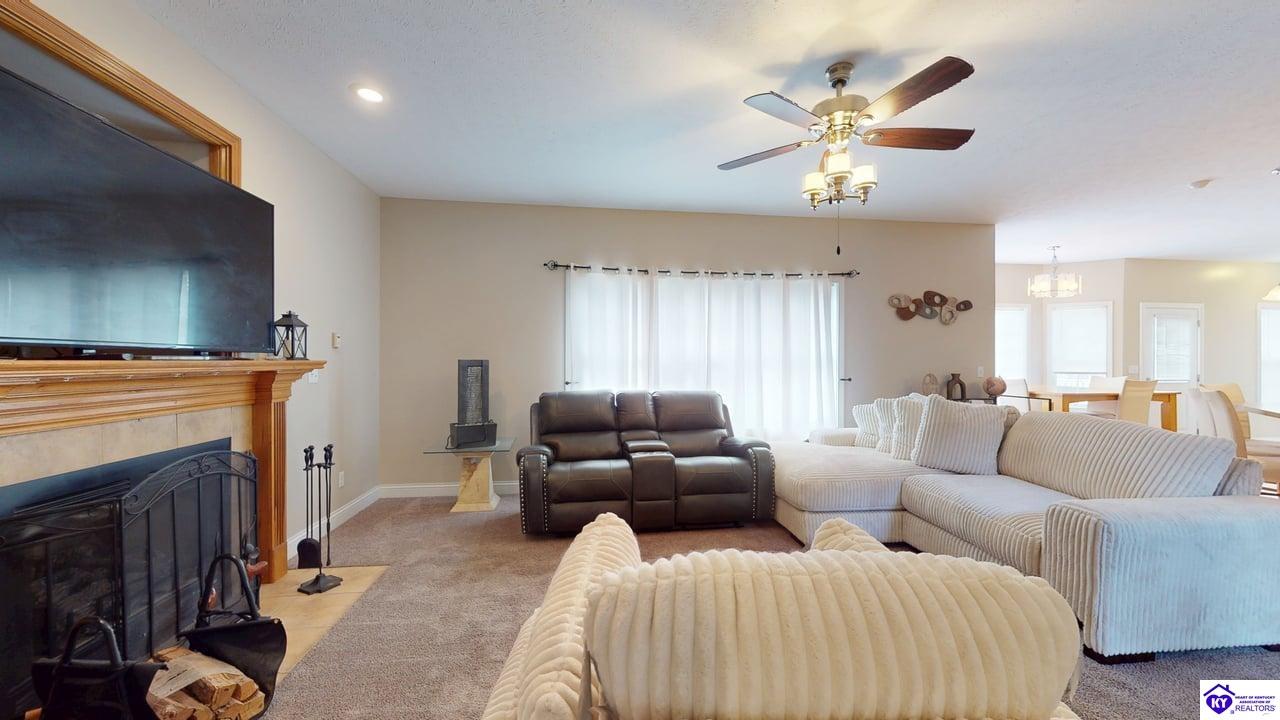 Listing Picture 317 Vineland Place Drive Vine Grove, KY 40175 MLS HK25004998