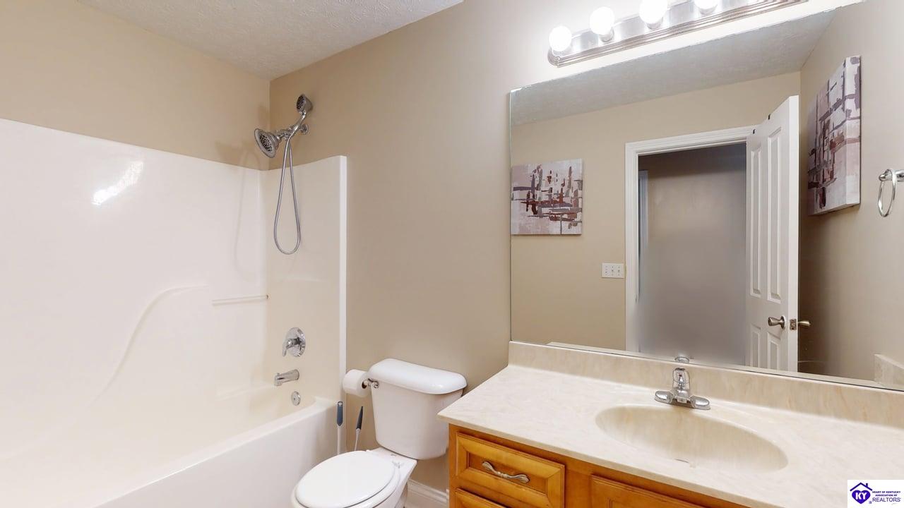 Listing Picture 317 Vineland Place Drive Vine Grove, KY 40175 MLS HK25004998