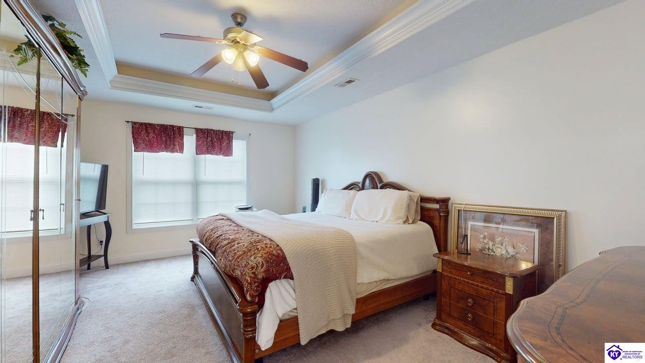 Listing Picture 317 Vineland Place Drive Vine Grove, KY 40175 MLS HK25004998