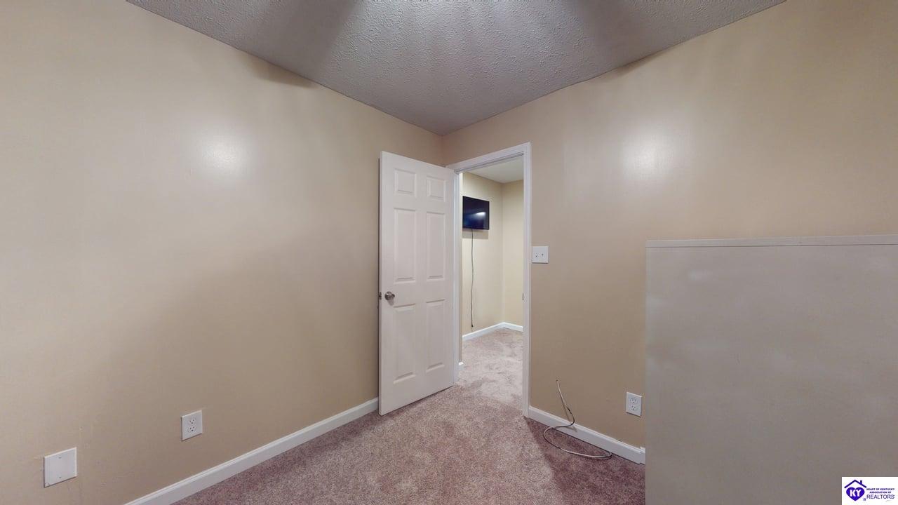 Listing Picture 317 Vineland Place Drive Vine Grove, KY 40175 MLS HK25004998