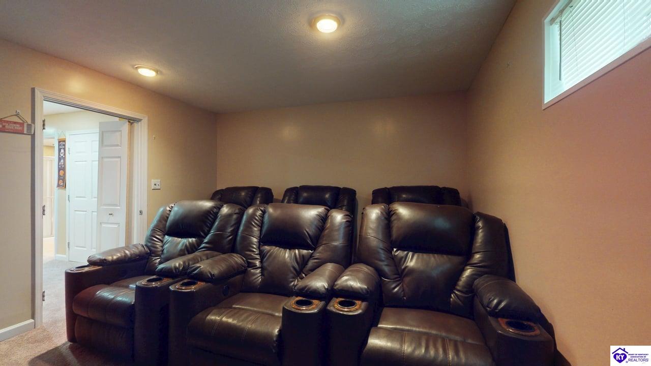 Listing Picture 317 Vineland Place Drive Vine Grove, KY 40175 MLS HK25004998