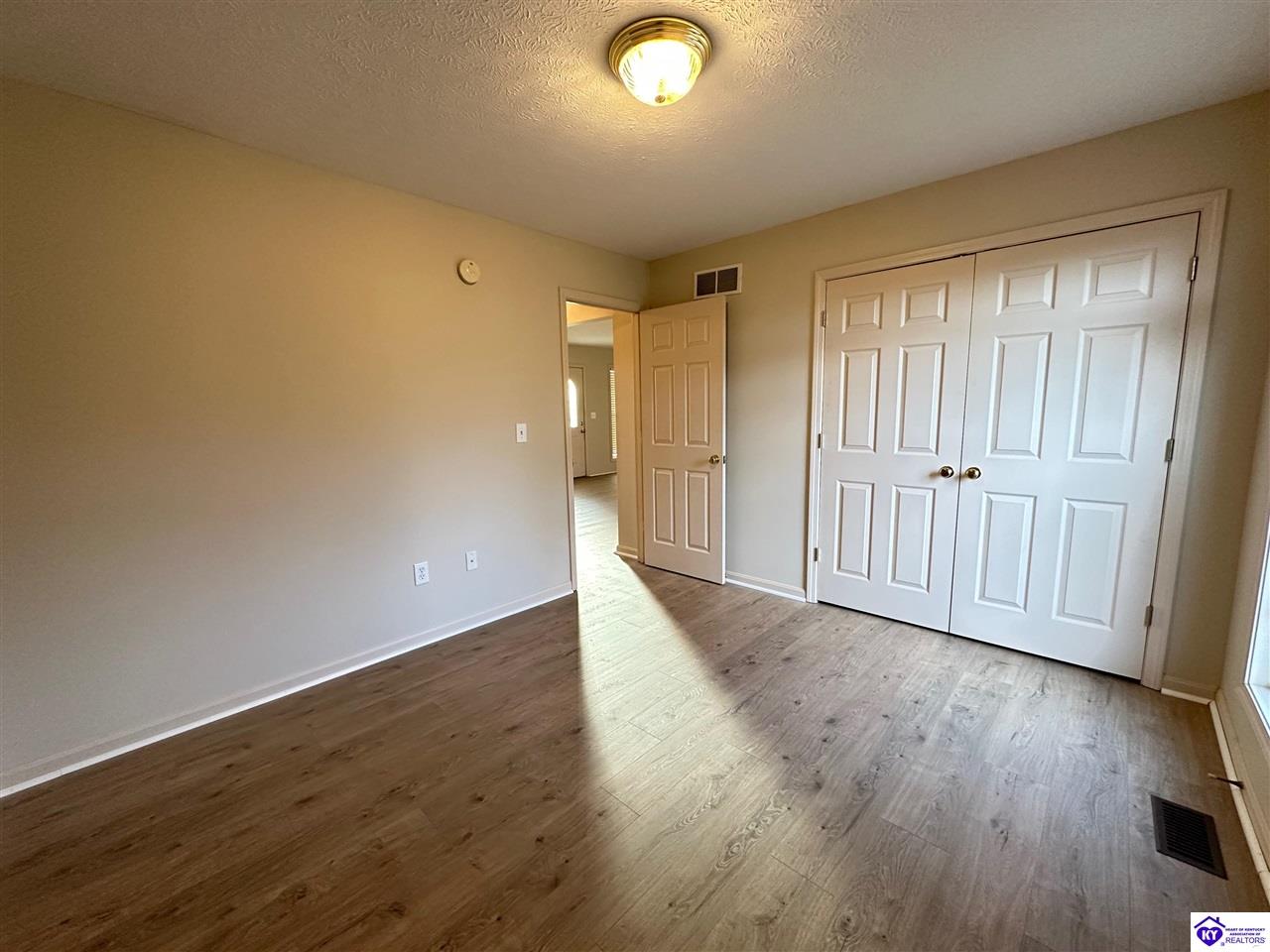 Listing Picture 11 Bear Oak Court Cecilia, KY 42724 MLS HK25005022