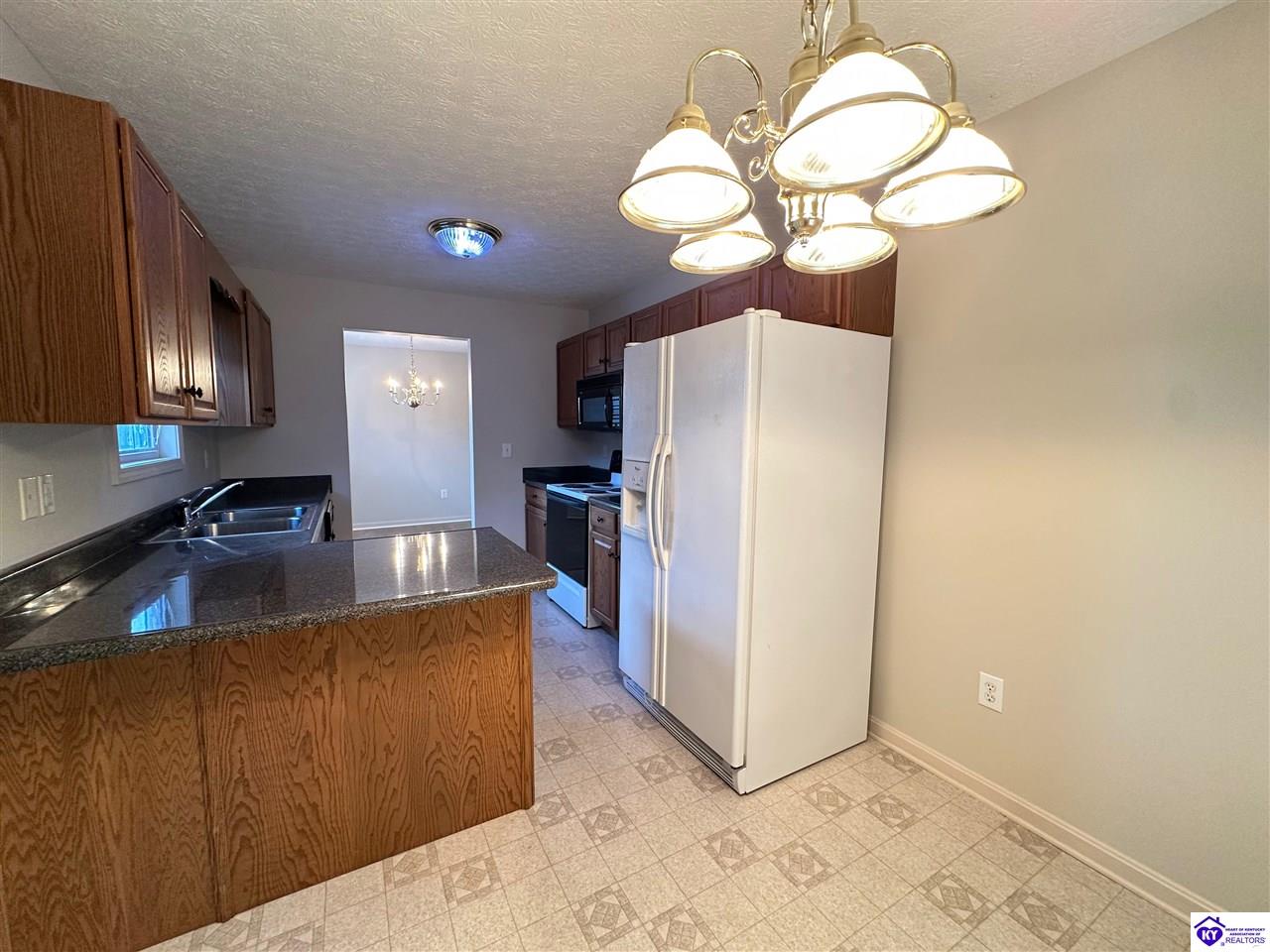 Listing Picture 11 Bear Oak Court Cecilia, KY 42724 MLS HK25005022