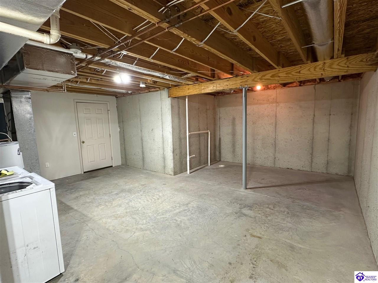 Listing Picture 11 Bear Oak Court Cecilia, KY 42724 MLS HK25005022