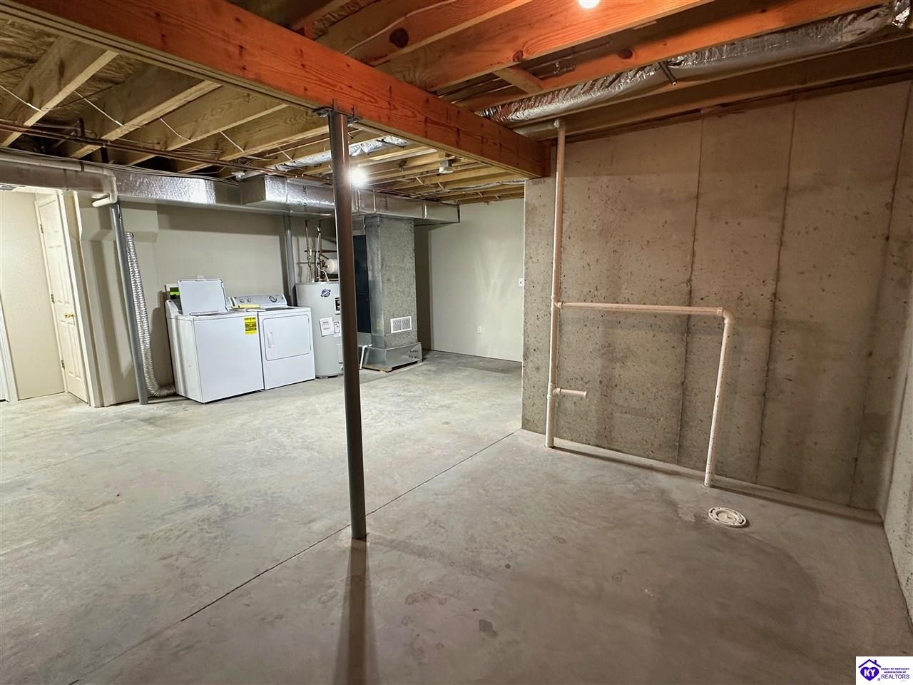 Listing Picture 11 Bear Oak Court Cecilia, KY 42724 MLS HK25005022