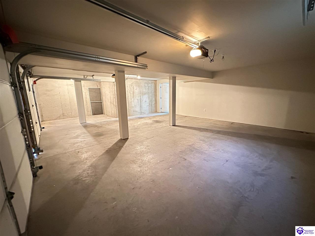 Listing Picture 11 Bear Oak Court Cecilia, KY 42724 MLS HK25005022