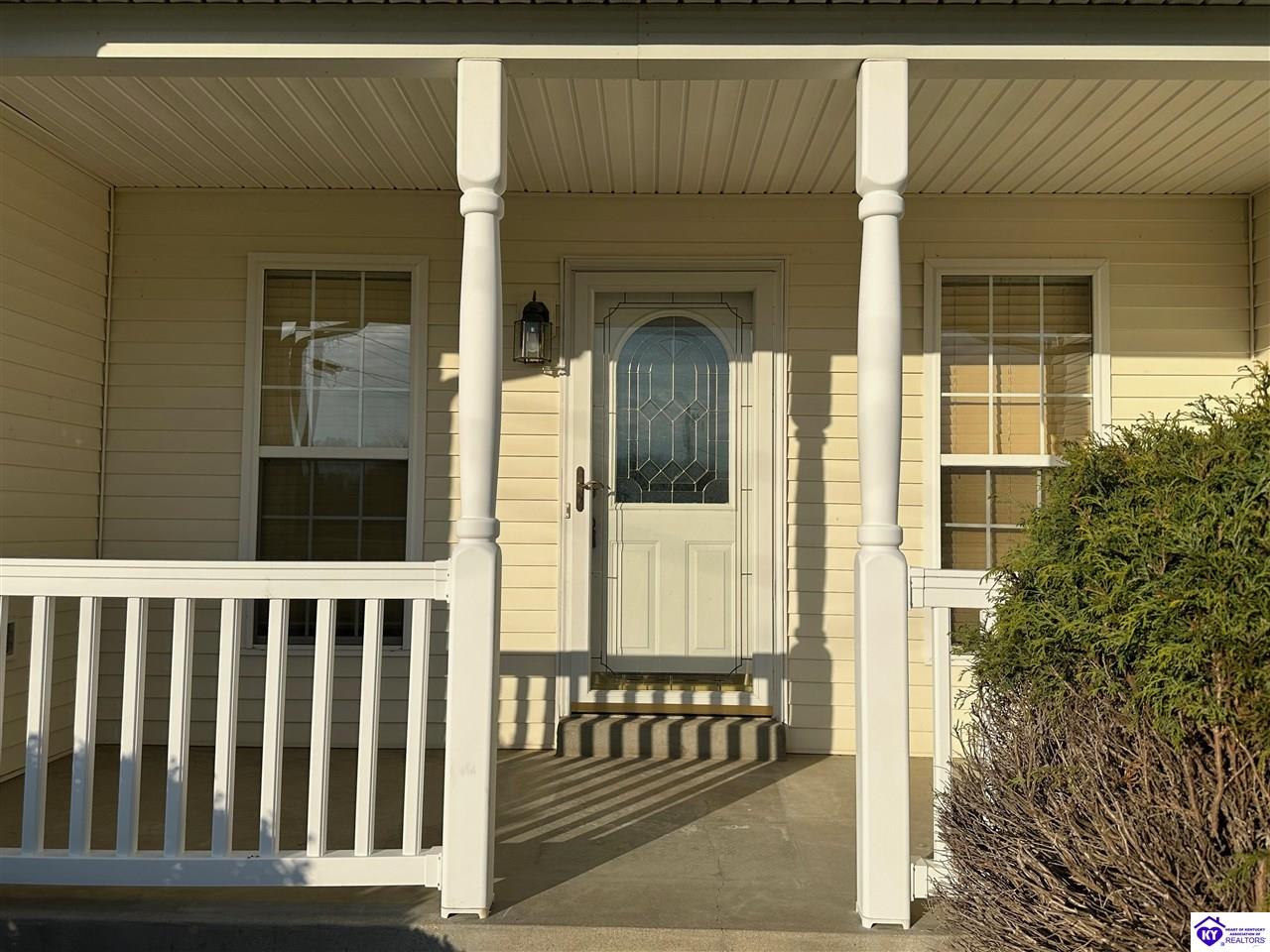 Listing Picture 11 Bear Oak Court Cecilia, KY 42724 MLS HK25005022