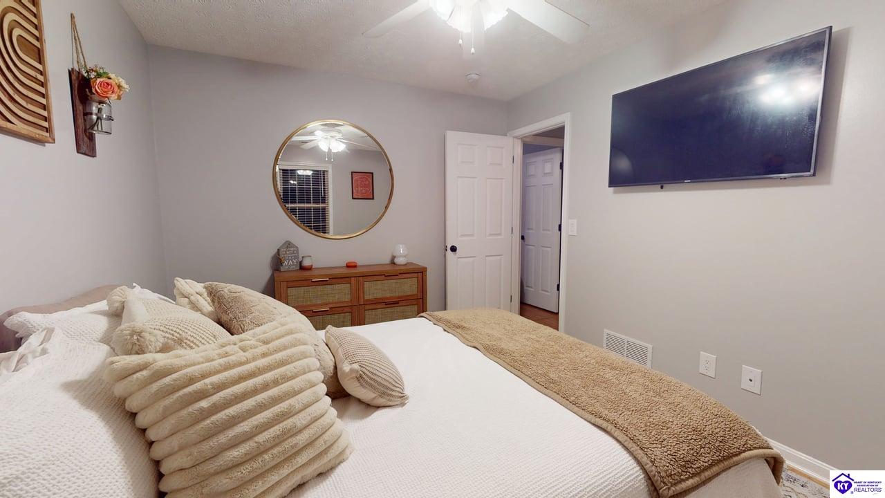 Listing Picture 114 Seth Court Radcliff, KY 40160 MLS HK25005035