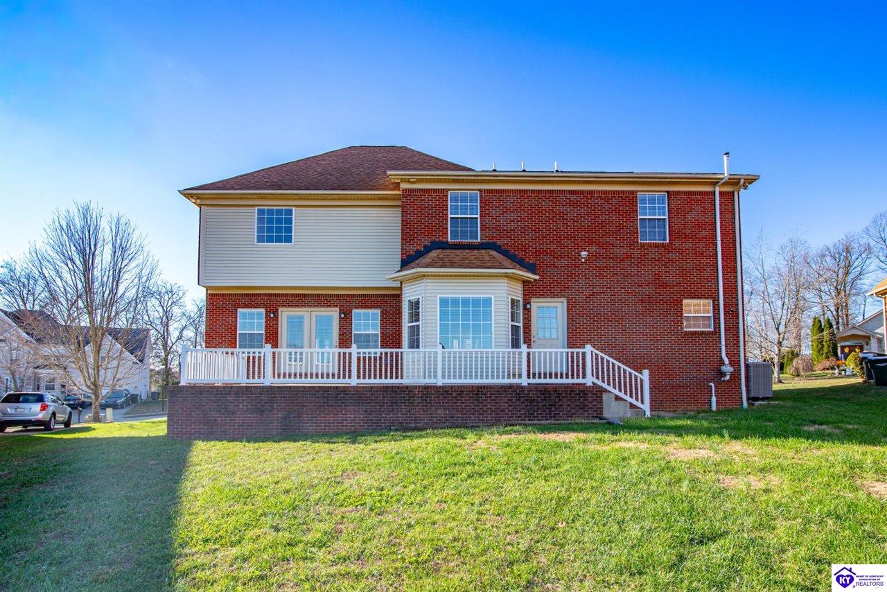 Listing Picture 340 Vineland Place Drive Vine Grove, KY 40175 MLS HK25005041