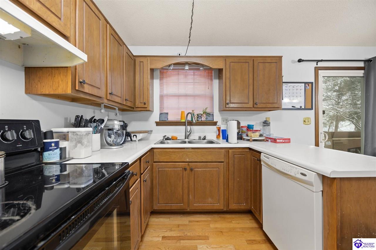 Listing Picture 1964 Rineyville Big Springs Road Rineyville, KY 40162 MLS HK25005075