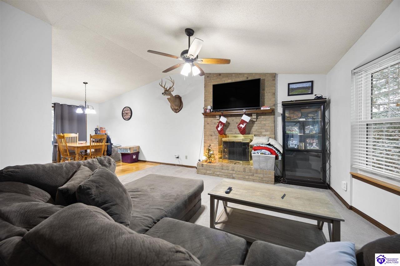 Listing Picture 1964 Rineyville Big Springs Road Rineyville, KY 40162 MLS HK25005075