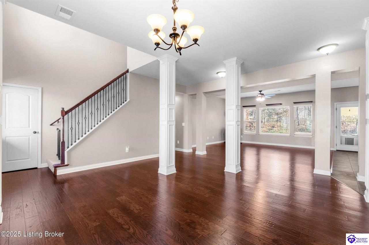 Listing Picture 316 Merlot Court Vine Grove, KY 40175 MLS HK25005093