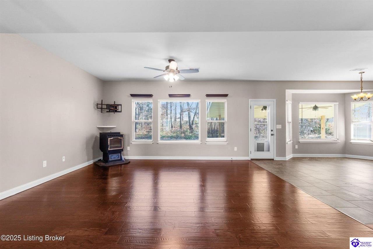 Listing Picture 316 Merlot Court Vine Grove, KY 40175 MLS HK25005093