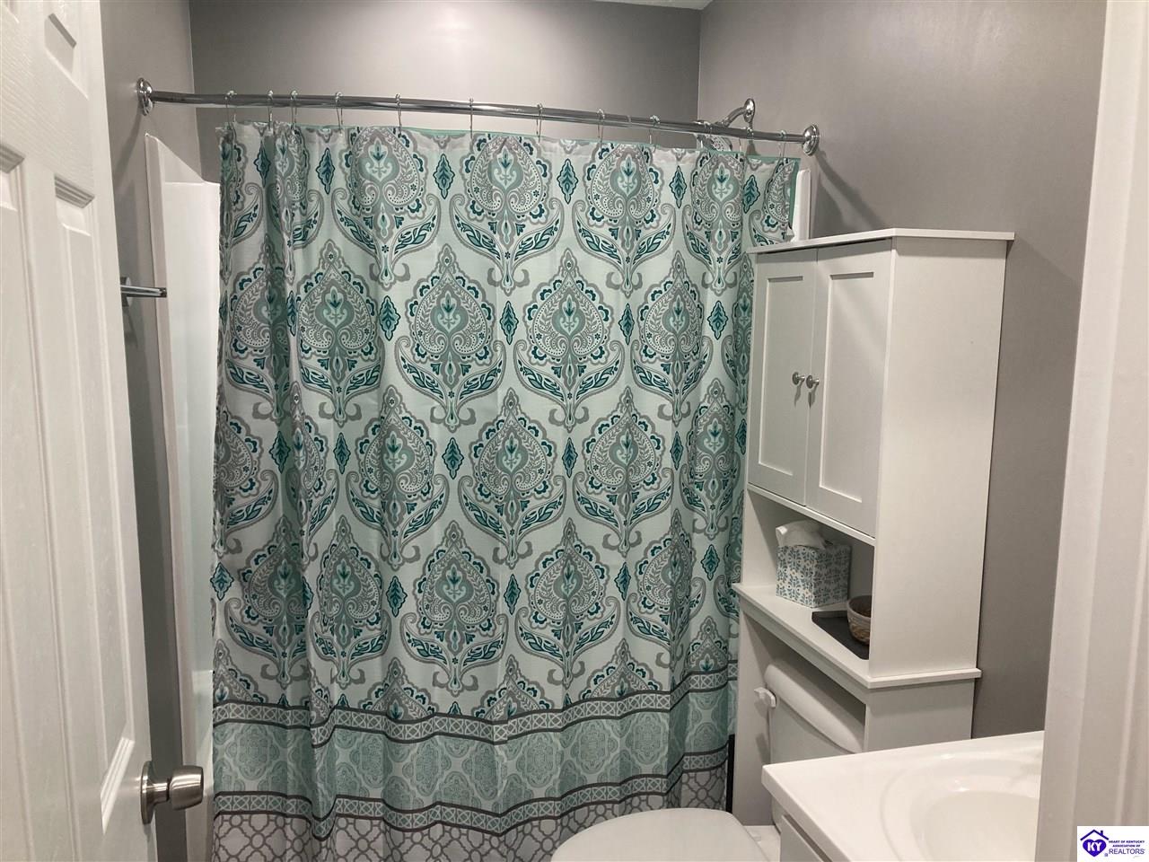 Listing Picture 254-256 Palmetto Loop Glendale, KY 42740 MLS HK25005124