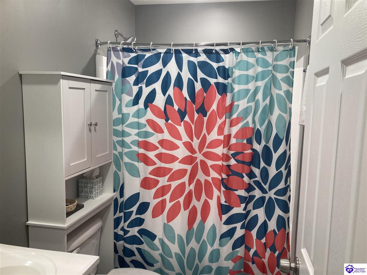 Listing Picture 254-256 Palmetto Loop Glendale, KY 42740 MLS HK25005124