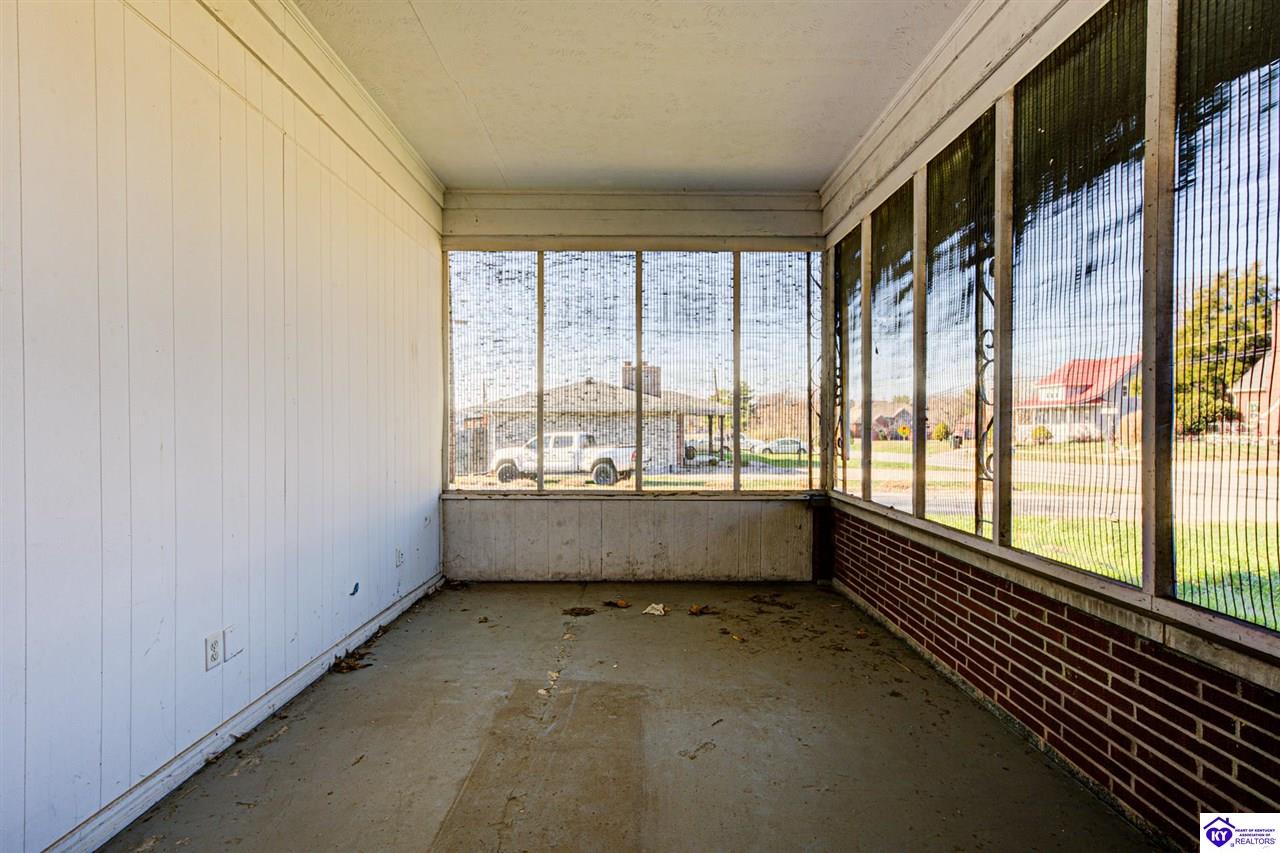Listing Picture 430 College Street Elizabethtown, KY 42701 MLS HK25005125