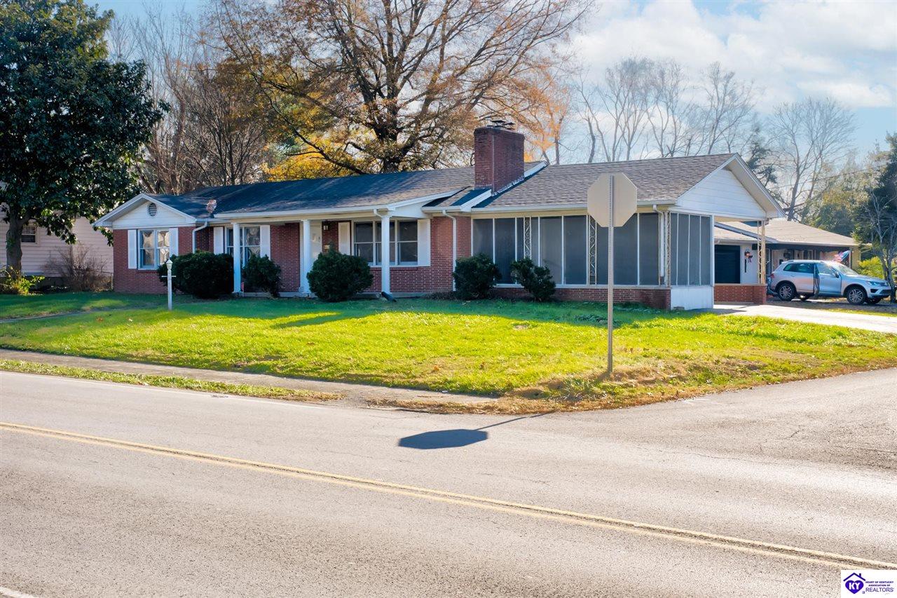 Listing Picture 430 College Street Elizabethtown, KY 42701 MLS HK25005125
