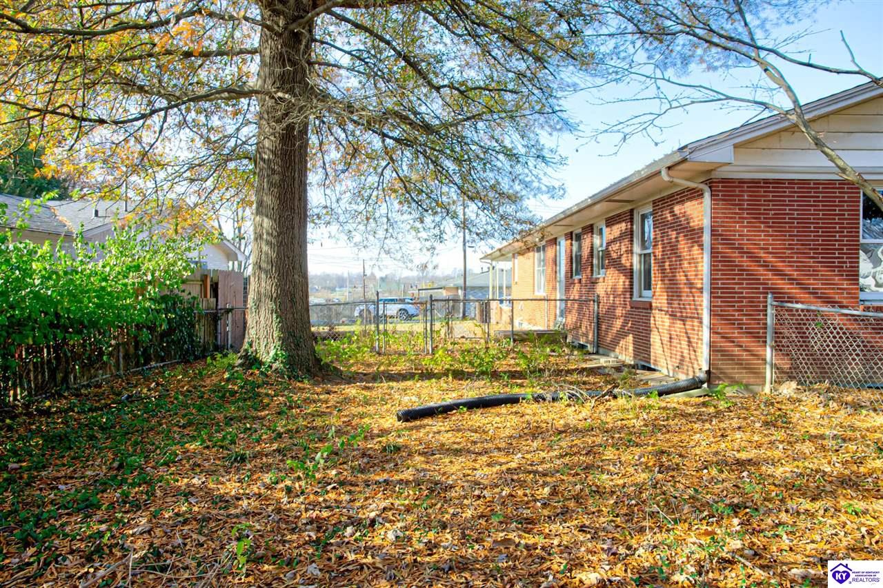 Listing Picture 430 College Street Elizabethtown, KY 42701 MLS HK25005125