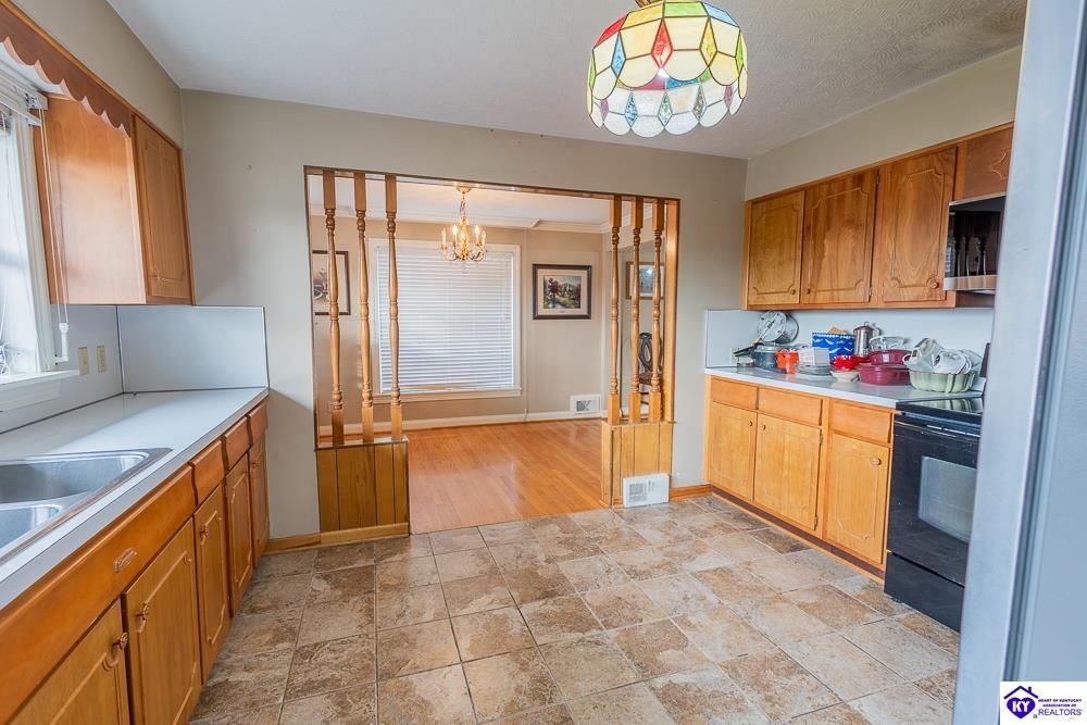 Listing Picture 7891 N Dixie Highway Bonnieville, KY 42713 MLS HK25005147