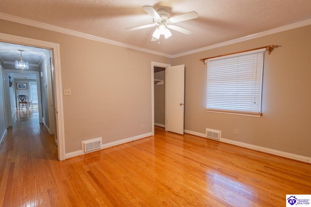 Listing Picture 7891 N Dixie Highway Bonnieville, KY 42713 MLS HK25005147