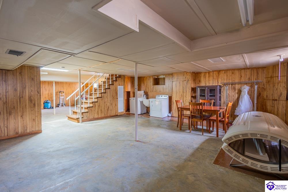 Listing Picture 7891 N Dixie Highway Bonnieville, KY 42713 MLS HK25005147