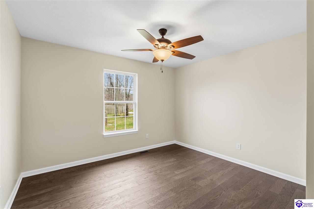Listing Picture 219 Meadowlake Drive Radcliff, KY 40160 MLS HK25005176