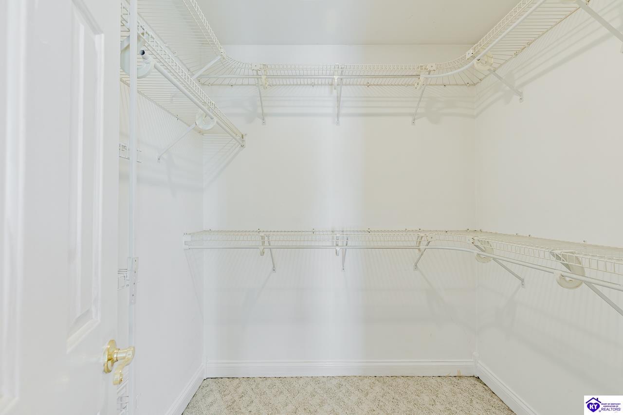 Listing Picture 705 Montgomery Avenue Elizabethtown, KY 42701 MLS HK25005283