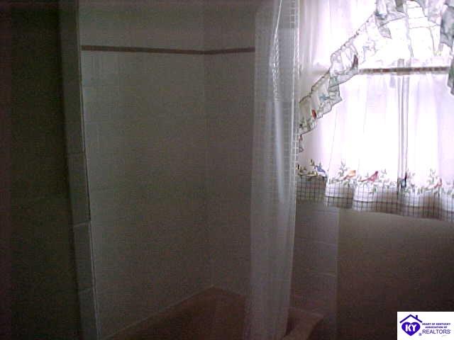 Listing Picture 401 Highland Avenue Vine Grove, KY 40175 MLS HK10000269