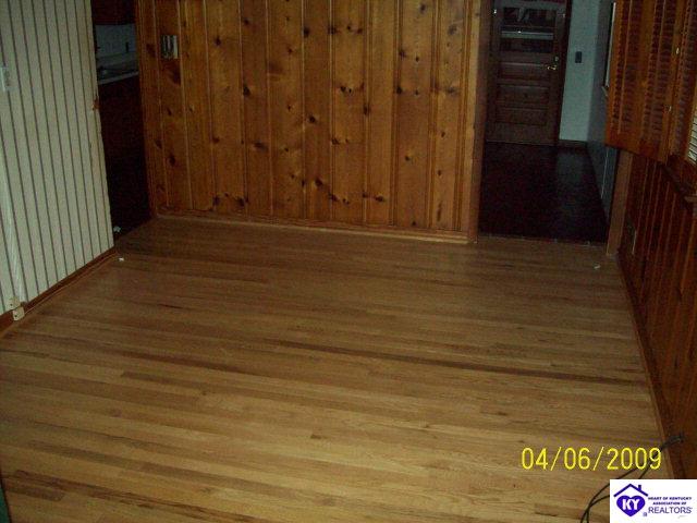 Listing Picture 646 N Main Street Elizabethtown, KY 42701 MLS HK10000295