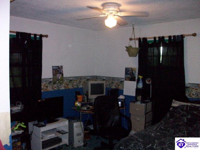 Listing Picture 960 Wooldridge Ferry Road Elizabethtown, KY 42701 MLS HK10000401