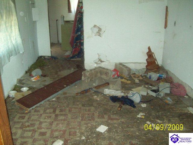 Listing Picture 1322 Elm Street West Point, KY 40177 MLS HK10000429