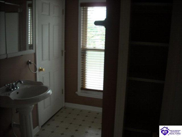 Listing Picture 112 First Street Irvington, KY 40146 MLS HK10000624