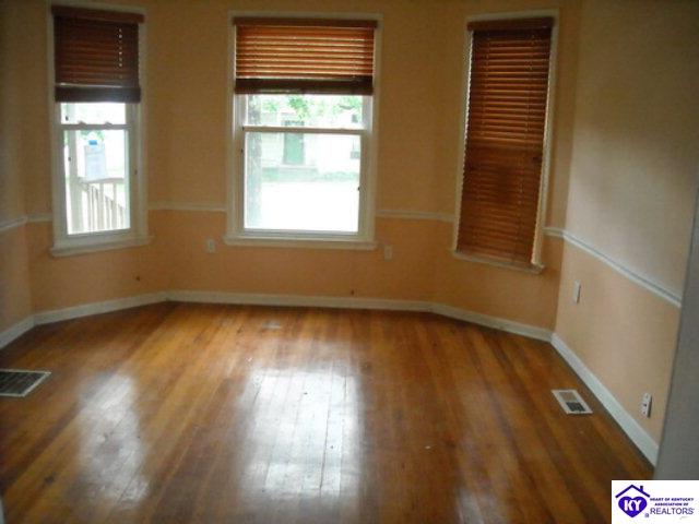 Listing Picture 112 First Street Irvington, KY 40146 MLS HK10000624