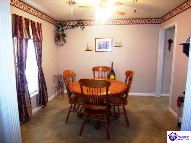 Listing Picture 103 Amber Court Bardstown, KY 40004 MLS HK10000575