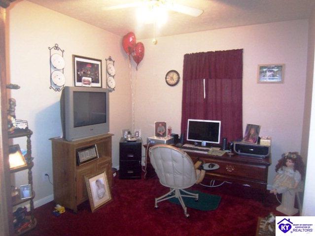 Listing Picture 103 Amber Court Bardstown, KY 40004 MLS HK10000575