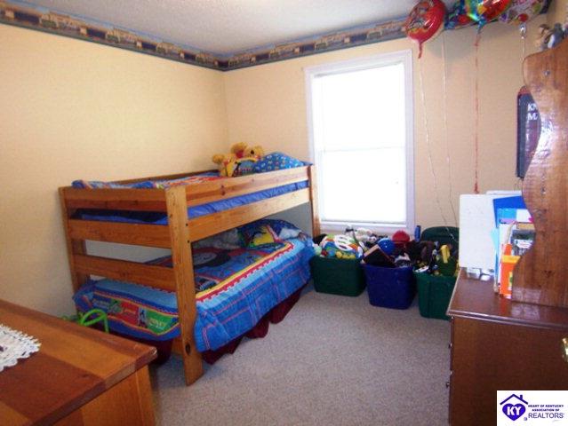 Listing Picture 129 Carey Court Bardstown, KY 40004 MLS HK10000587