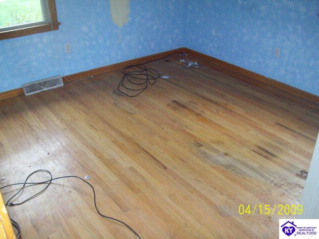 Listing Picture 801 Pearman Avenue Radcliff, KY 40160 MLS HK10000669