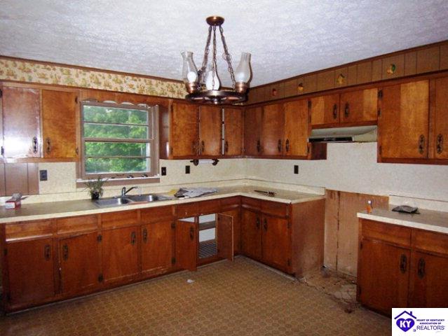 Listing Picture 5477 Lawrenceburg Road , KY 40012 MLS HK10000752