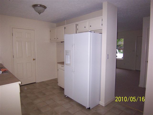 Listing Picture 111 Ledgewood Court Louisville, KY 40229 MLS HK10000737