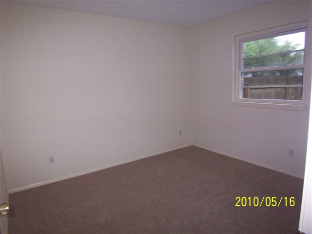 Listing Picture 111 Ledgewood Court Louisville, KY 40229 MLS HK10000737