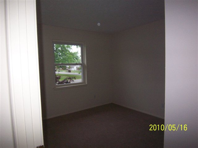 Listing Picture 111 Ledgewood Court Louisville, KY 40229 MLS HK10000737