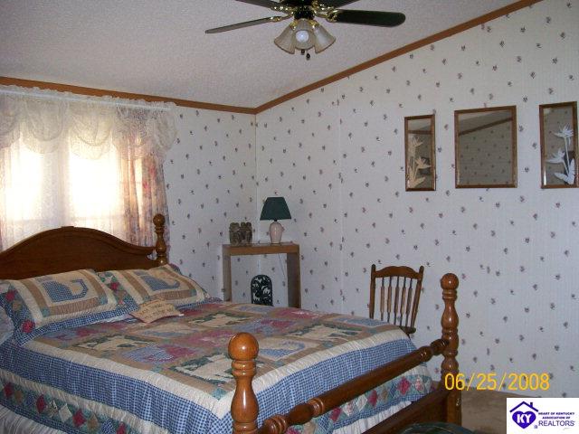 Listing Picture 828 Ditto Lane Vine Grove, KY 40175 MLS HK10000874