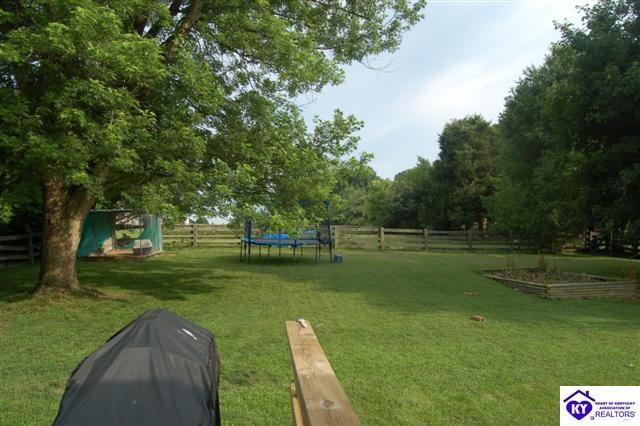 Listing Picture 107 Twin Creeks Drive Campbellsville, KY 42718 MLS HK10000984