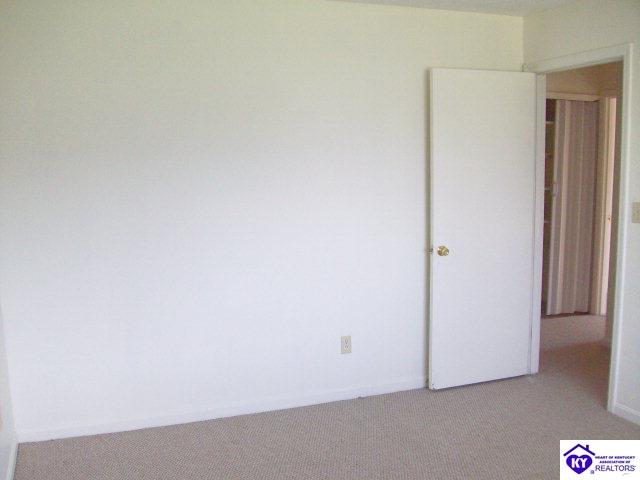 Listing Picture 2669 Delta Court Radcliff, KY 40160 MLS HK10000914