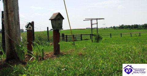 Listing Picture 2876 Tanner Road Hodgenville, KY 42748 MLS HK10000949