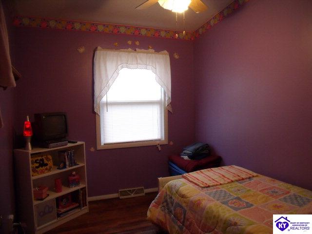 Listing Picture 309 Glennwood Drive Vine Grove, KY 40175 MLS HK10001034