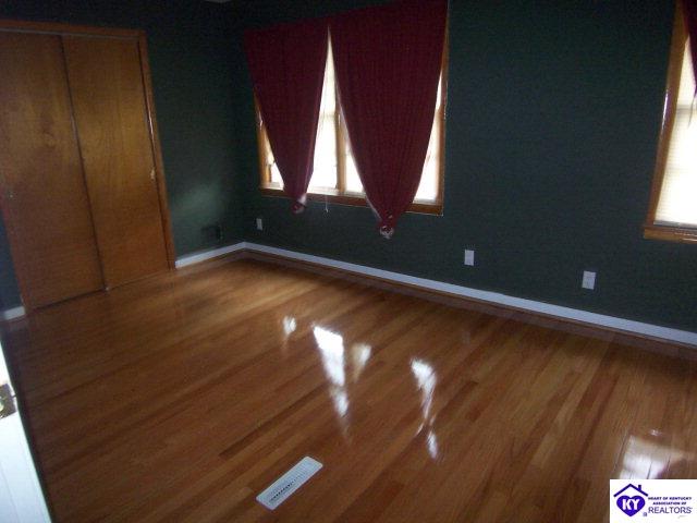 Listing Picture 202 N Eighth Street West Point, KY 40177 MLS HK10000977